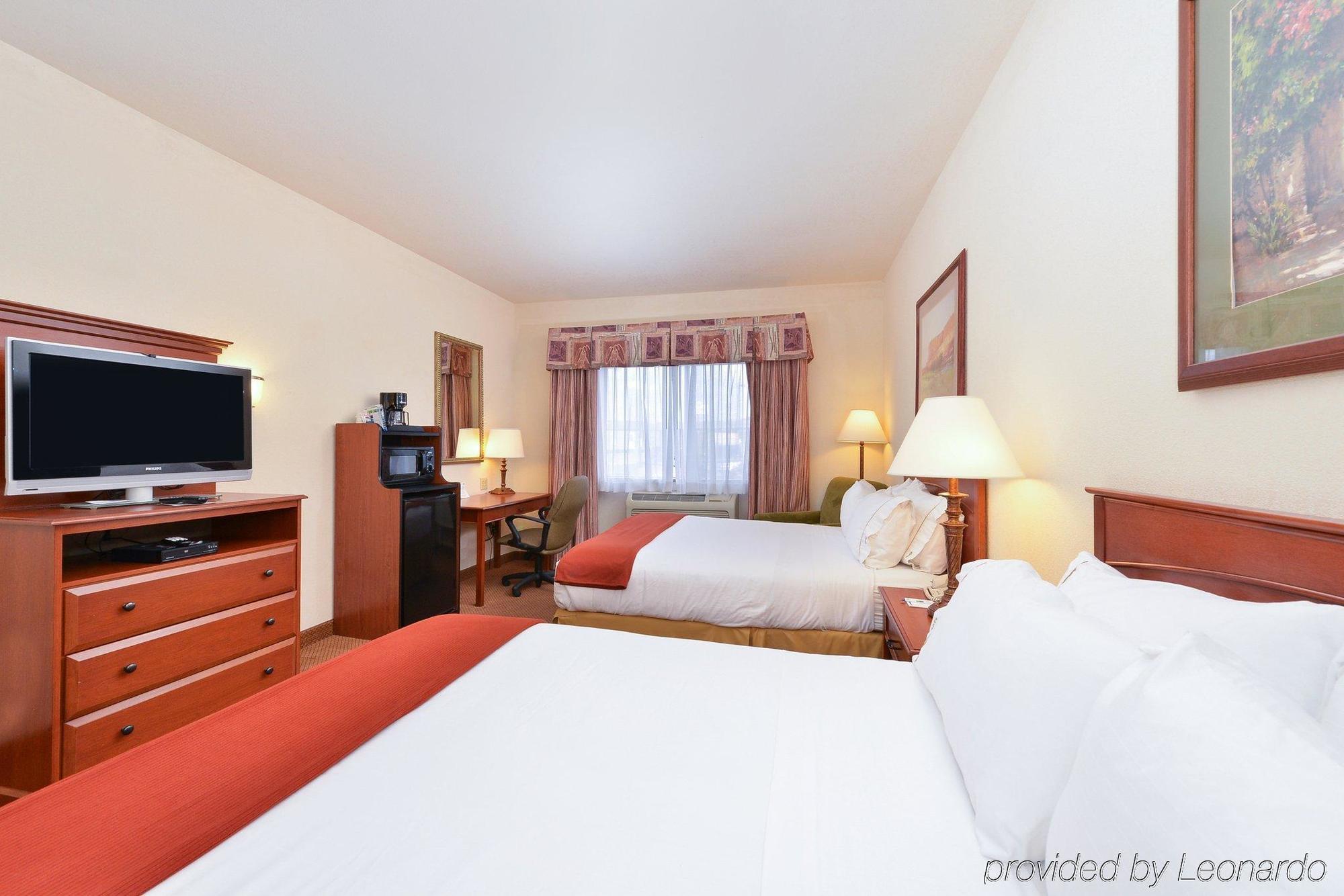 Holiday Inn Express Hotel & Suites Farmington, An Ihg Hotel Zewnętrze zdjęcie